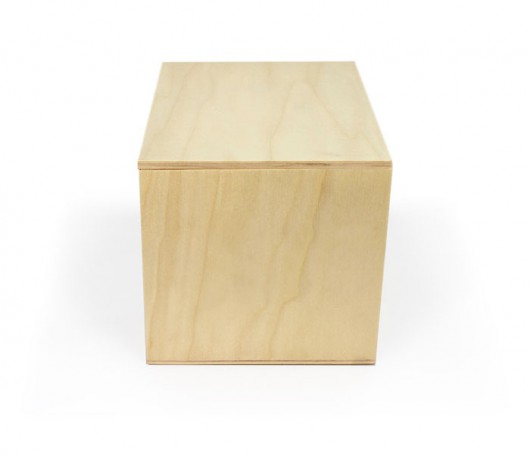 Caja de madera grande